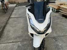 Honda PCX 2024 Motorbike