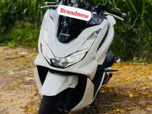 Honda Pcx 2024 Motorbike