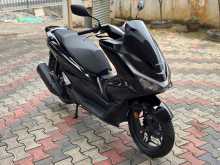 Honda PCX 2025 Motorbike