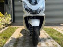 Honda PCX 2021 Motorbike