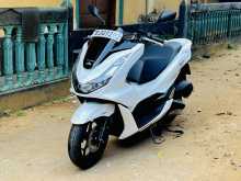 Honda PCX 2023 Motorbike