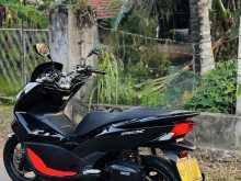 https://riyasewana.com/uploads/honda-pcx-215414922853.jpg