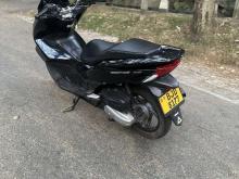 https://riyasewana.com/uploads/honda-pcx-22017436175.jpg