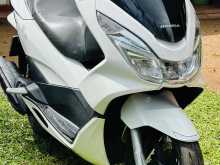 https://riyasewana.com/uploads/honda-pcx-2210022722102.jpg