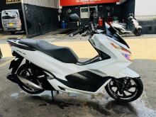 https://riyasewana.com/uploads/honda-pcx-2212214919682.jpg