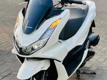 Honda Pcx 2022 Motorbike