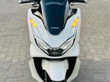 https://riyasewana.com/uploads/honda-pcx-2219405522123.jpg