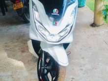 Honda Pcx 2022 Motorbike