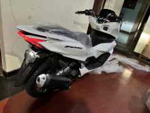 https://riyasewana.com/uploads/honda-pcx-2322473022533.jpg