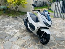 Honda Pcx 2025 Motorbike