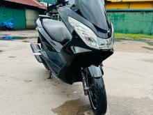 Honda Pcx 2024 Motorbike