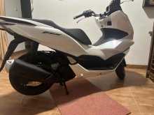 Honda Pcx 2024 Motorbike