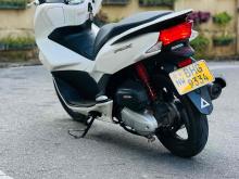 https://riyasewana.com/uploads/honda-pcx-2423343524401.jpg