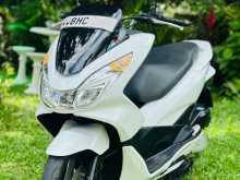 https://riyasewana.com/uploads/honda-pcx-248525213361.jpg