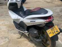 https://riyasewana.com/uploads/honda-pcx-2513371622522.jpg
