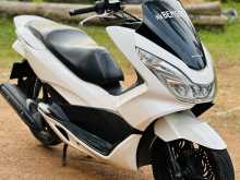 Honda Pcx 2016 Motorbike