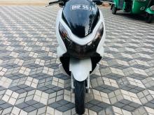 Honda PCX 2016 Motorbike