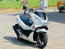 Honda Pcx 2017 Motorbike