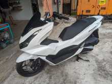 https://riyasewana.com/uploads/honda-pcx-272227464142.jpg