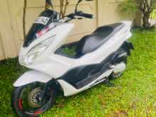 Honda Pcx 2018 Motorbike