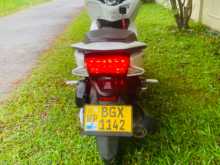 https://riyasewana.com/uploads/honda-pcx-2722280413503.jpg
