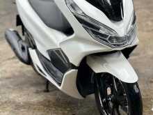 https://riyasewana.com/uploads/honda-pcx-278100722183.jpg