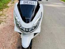 Honda PCX 2018 Motorbike