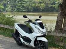 Honda PCX 2024 Motorbike