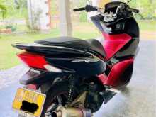 Honda Pcx 2017 Motorbike