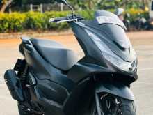 Honda PCX 2023 Motorbike