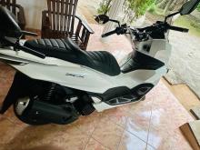 Honda PCX 2022 Motorbike