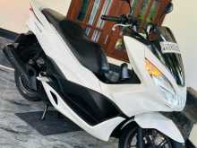 Honda Pcx 2017 Motorbike