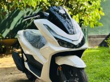 Honda PCX 2025 Motorbike