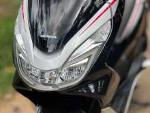 Honda PCX 2018 Motorbike