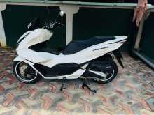 Honda PCX 2024 Motorbike