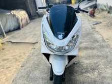 Honda PCX 2017 Motorbike