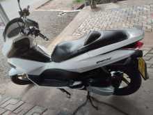 https://riyasewana.com/uploads/honda-pcx-31943044833.jpg