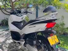 https://riyasewana.com/uploads/honda-pcx-39114813372.jpg