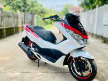 Honda Pcx 2018 Motorbike