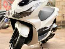 https://riyasewana.com/uploads/honda-pcx-413411922833.jpg