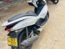 Honda Pcx 2017 Motorbike