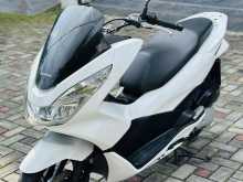 Honda PCX 2017 Motorbike