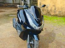 Honda PCX 2023 Motorbike