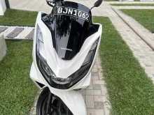 https://riyasewana.com/uploads/honda-pcx-47540422362.jpg