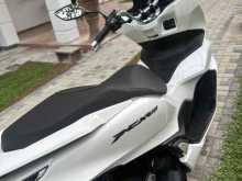 https://riyasewana.com/uploads/honda-pcx-47540422453.jpg
