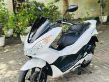 Honda Pcx 2017 Motorbike