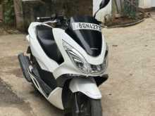 Honda PCX 2018 Motorbike