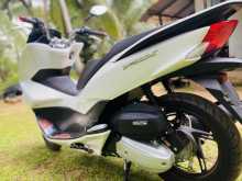 Honda PCX 2017 Motorbike