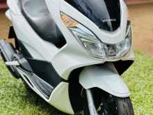 Honda Pcx 2017 Motorbike