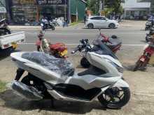 https://riyasewana.com/uploads/honda-pcx-57430422283.jpg